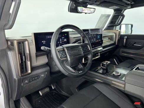 Used 2025 GMC Hummer EV 3X w/ Extreme Off-Road Package image 10