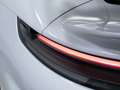 Certified 2026 Porsche 911 GT3 RWD image 18