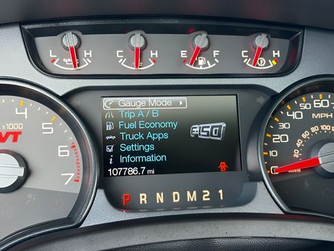 Used 2014 Ford F150 Raptor w/ Equipment Group 801A Luxury AWD/4WD image 45