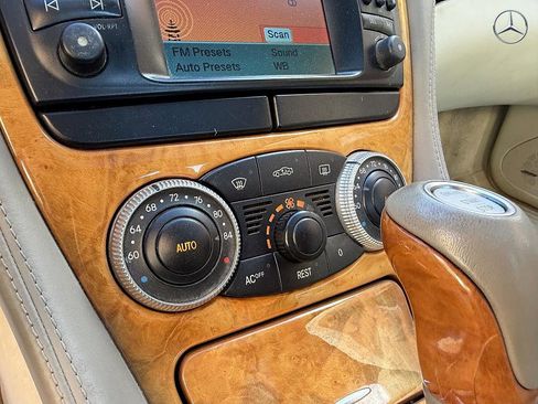 Used 2004 Mercedes-Benz SL 600 image 29