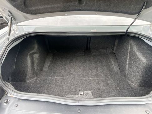 Used 2022 Dodge Challenger R/T Scat Pack RWD image 24
