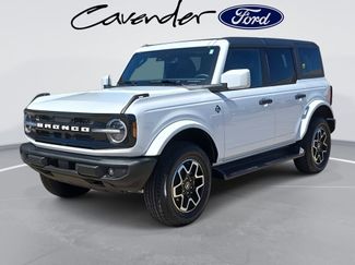 New 2026 Ford Bronco Outer Banks video 1