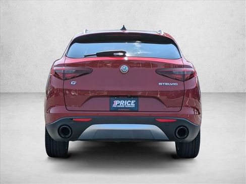 Used 2018 Alfa Romeo Stelvio Ti AWD/4WD image 7