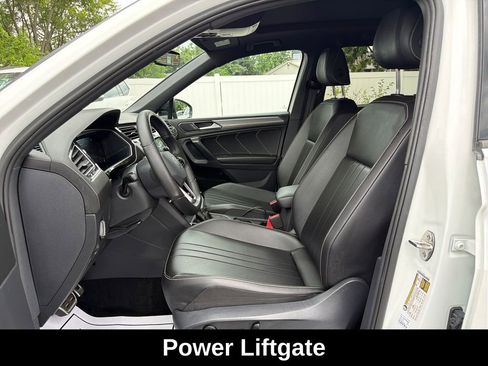 Used 2024 Volkswagen Tiguan SE R-Line w/ MDO Package, Two-Row AWD/4WD image 11