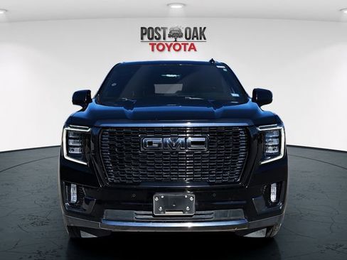Used 2023 GMC Yukon Denali Ultimate image 2