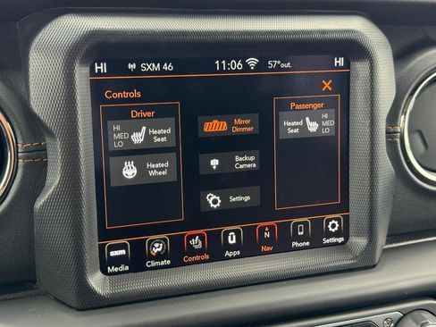 Used 2020 Jeep Wrangler Unlimited Sahara image 19