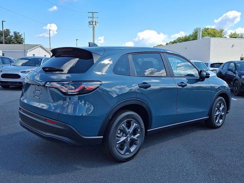 New 2026 Honda HR-V LX image 4