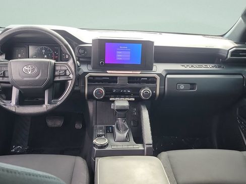 Certified 2024 Toyota Tacoma SR AWD/4WD image 14