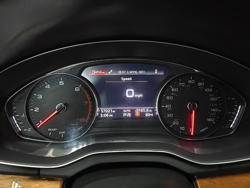 Used 2021 Audi Q5 2.0T Premium w/ Convenience Package AWD/4WD image 23