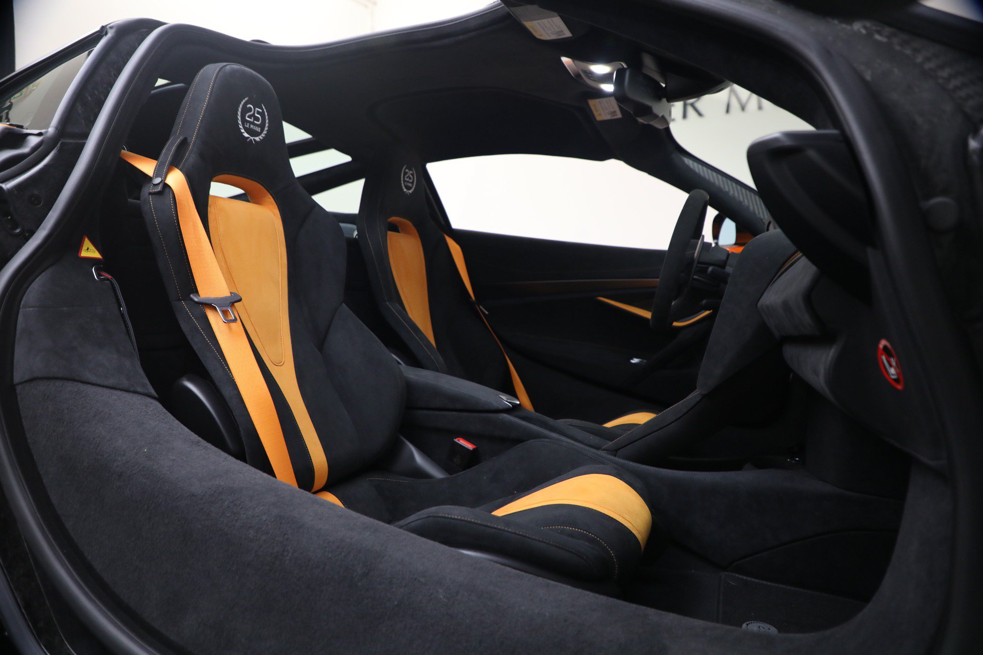 Used 2021 McLaren 720S RWD image 23