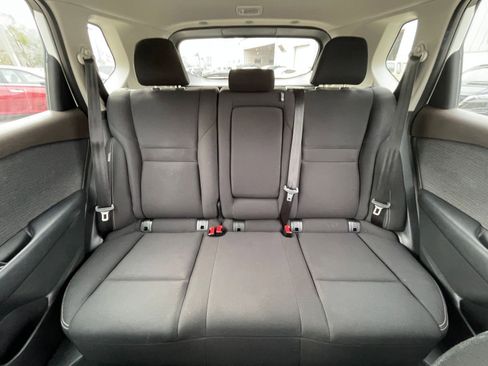 Used 2023 Nissan Rogue S image 37