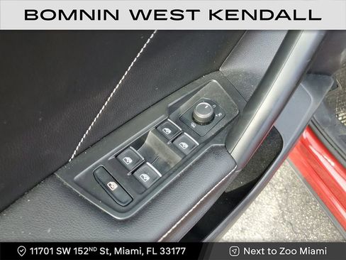 Used 2023 Volkswagen Tiguan SE image 22