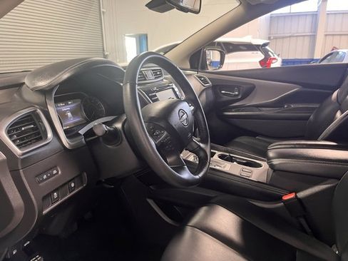 Used 2023 Nissan Murano SV image 23