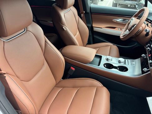 New 2026 Genesis GV70 2.5T Advanced AWD/4WD image 7
