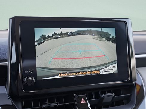 Used 2023 Toyota Corolla Cross L AWD/4WD image 34