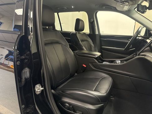 Used 2021 Jeep Grand Cherokee L Limited w/ Luxury Tech Group II image 45