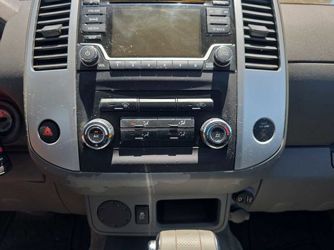 Used 2017 Nissan Frontier Desert Runner RWD image 25