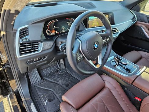 Certified 2023 BMW X5 xDrive40i w/ Premium Package image 9