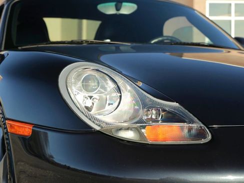 Used 2004 Porsche Boxster S image 10