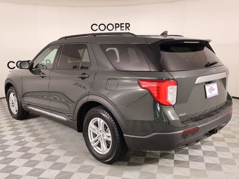 Used 2022 Ford Explorer XLT w/ Class IV Trailer Tow Package RWD image 23