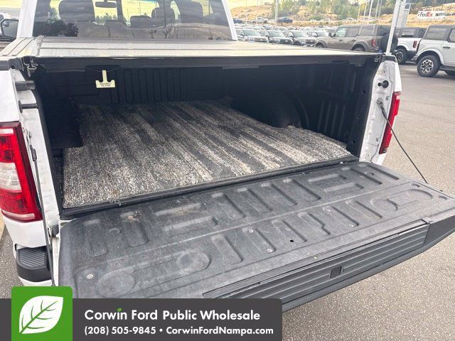 Used 2018 Ford F150 XLT w/ Equipment Group 302A Luxury AWD/4WD image 12