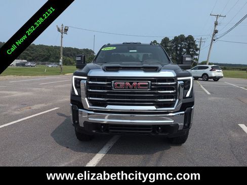 New 2026 GMC Sierra 2500 SLE AWD/4WD image 3