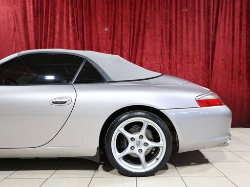 Used 2003 Porsche 911 Carrera image 7