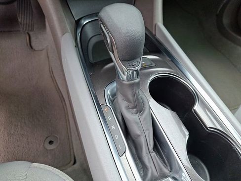 Used 2024 Chevrolet Malibu LT FWD image 14