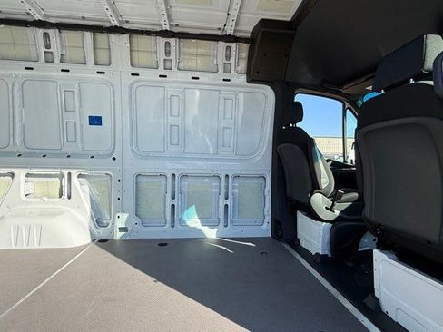 New 2025 Mercedes-Benz Sprinter 2500 image 21