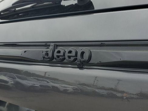 New 2026 Jeep Grand Cherokee Altitude image 7