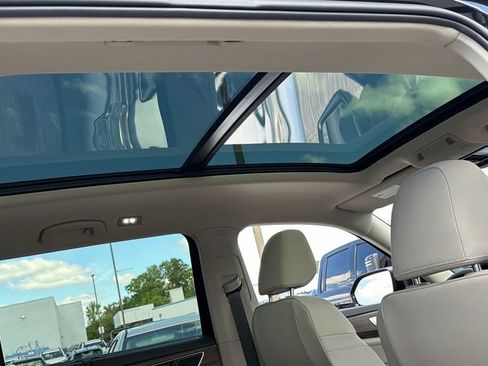 New 2026 Volkswagen Atlas SEL AWD/4WD image 9