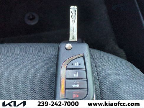 Used 2021 Toyota Corolla LE image 25