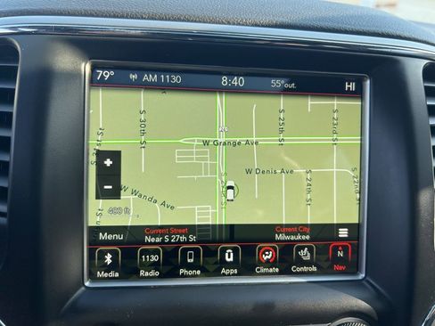 Used 2018 Jeep Grand Cherokee Altitude AWD/4WD image 55