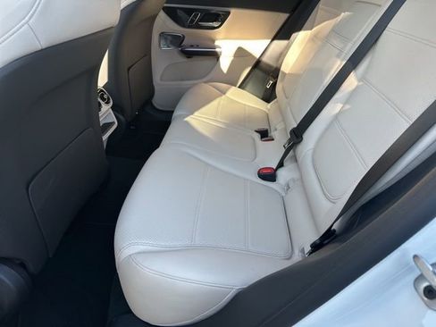 New 2026 Mercedes-Benz GLC 300 4MATIC image 22