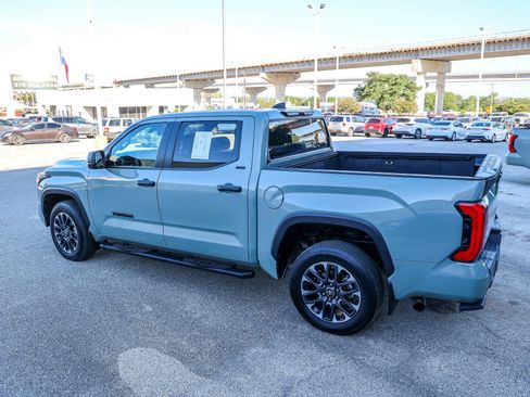 Used 2025 Toyota Tundra SR5 AWD/4WD image 11