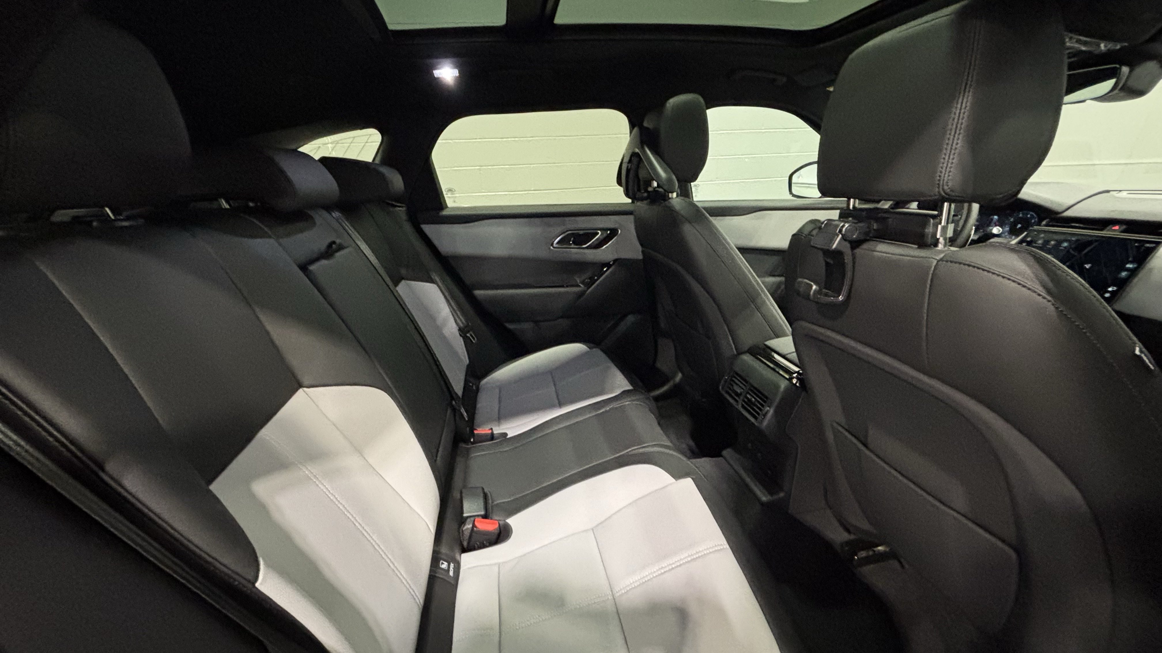 New 2026 Land Rover Range Rover Velar S AWD/4WD image 16