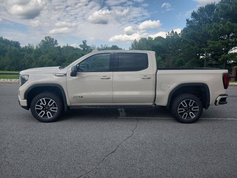 Used 2026 GMC Sierra 1500 AT4 w/ AT4 Premium Package AWD/4WD image 2