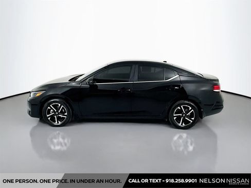Certified 2024 Nissan Sentra SV FWD image 8