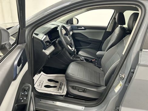 Certified 2023 Volkswagen Taos SE AWD/4WD image 9
