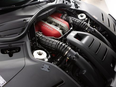 Used 2025 Ferrari Purosangue image 99