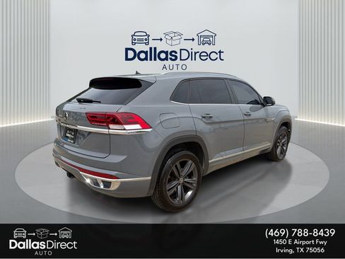 Used 2021 Volkswagen Atlas Cross Sport SE w/ Panoramic Sunroof Package FWD image 6