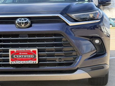 Certified 2024 Toyota Grand Highlander Limited image 9