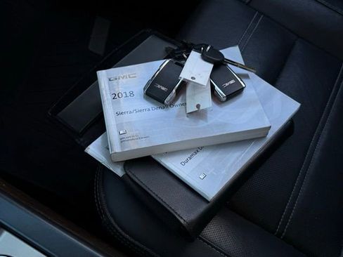 Used 2018 GMC Sierra 2500 Denali w/ Duramax Plus Package image 3