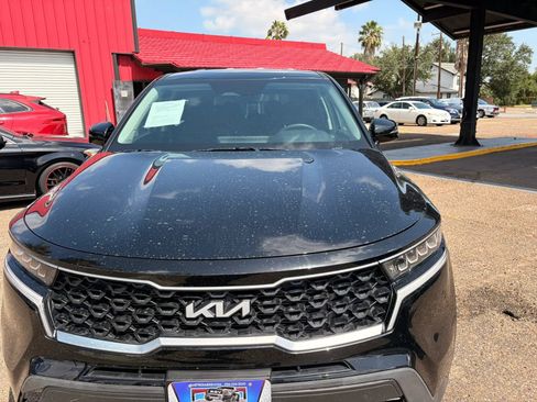 Used 2023 Kia Sorento LX FWD image 6
