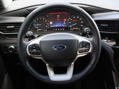 Used 2021 Ford Explorer Limited w/ Equipment Group 301A image 12