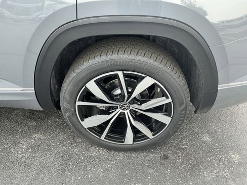 New 2026 Volkswagen Atlas SEL Premium R-Line AWD/4WD image 8