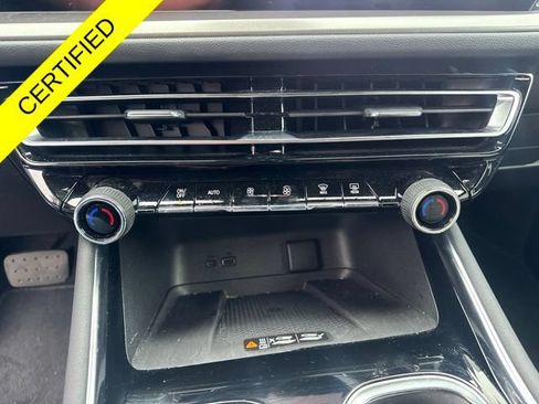 Used 2026 Chevrolet Traverse LT w/ Driver Confidence Package FWD image 13