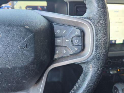 Used 2022 Ford Bronco Badlands image 21