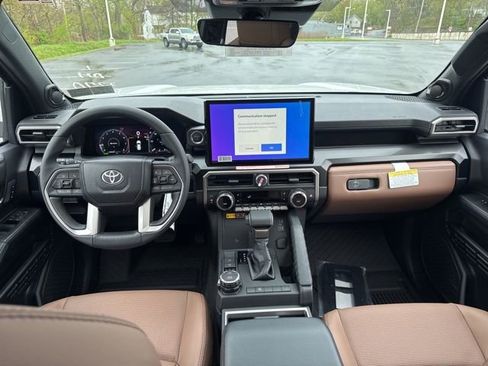 New 2026 Toyota 4Runner Limited image 18