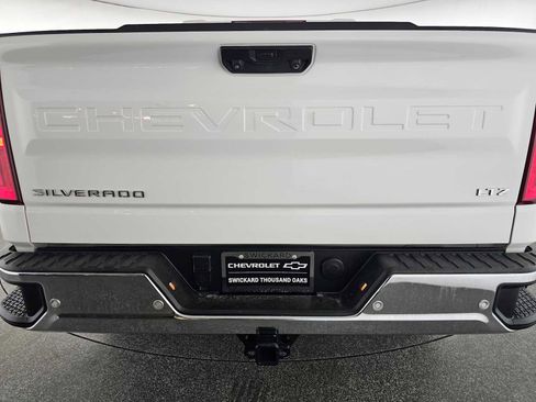 Used 2023 Chevrolet Silverado 1500 LTZ AWD/4WD image 13